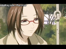 Задрав юбку мужик на столе трахает девушку сзади