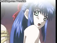 Парни трахают связанных аниме девчонок и кончают в них