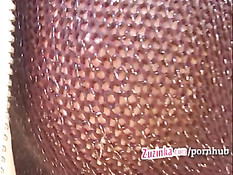 Девушка эксгибиционистка раздевается в разных людных местах