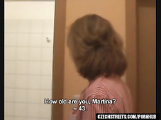 Чешская женщина Мартина пришла к парню и сделала минет