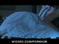 Спящей в постели с мужем женщине снится дикий лесбийский секс