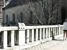 Девушка пришла оказывать интимные услуги зрелой женщине