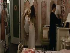 Возбуждённая Натали Портман занимается лесбийским сексом