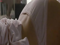 Возбуждённая Натали Портман занимается лесбийским сексом