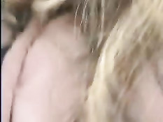 18-летняя немка делает минет и трахается с парнем в зимнем лесу