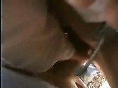 18-летняя немка делает минет и трахается с парнем в зимнем лесу