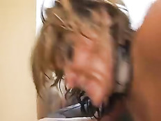 Анальные приключения похотливой сучки с двумя парнями