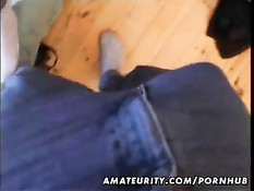 Грудастая подруга любительница минета любит показывать киску