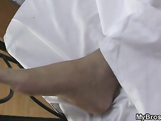 Парень застал свою девушку за занятием сексом со своим братом