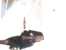 Благодаря горячей чёрной девчонке мужик смог кончить два раза