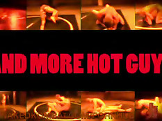 Ребята устроили оргию на татами после борцовского поединка