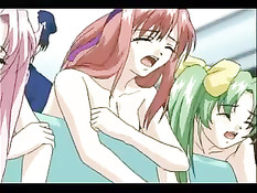 Увидев трёх лесбиянок мужчина поставил их раком и оттрахал