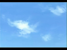 Мужчина в форме посадил связанную девочку на стол и трахнул