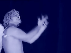 Грешная монахиня в действительности мечтает о сексе с ангелами