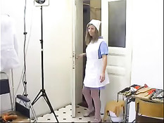 Лесбиянки-медсёстры занимаются сексом на больничной койке