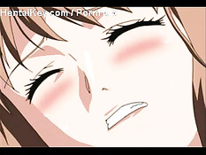 Молодая красавица проходит в кровати сексуальное обучение