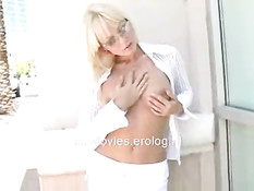 Blond high class chick teasing