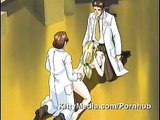 Ребята в белых халатах с двух сторон оттрахали сисястую блондинку