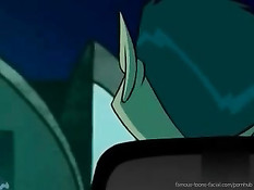 Молоденькие дочери титанов развлекаются с игрушками для секса