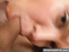 Красивая молодая секс игрушка для любителя страстного секса