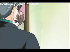 Доктор проводит сексуальные эксперименты с двумя девочками