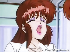 Горячие хентай лесбиянки удовлетворяют друг дружку мочалкой