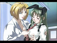 Транссексуал пригласил в гости и трахнул девку с большой грудью