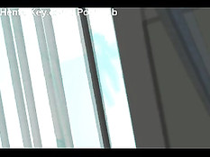 Застряв в лифте парень и грудастая девушка решили потрахаться