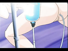 Доктор в белом халате наслаждается наготой молодой пациентки