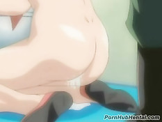 Молодая хентай шлюха поставлена раком и оттрахана парнем сзади