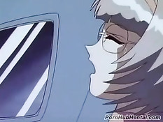 Молодая хентай шлюха поставлена раком и оттрахана парнем сзади