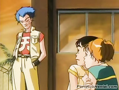 Парень в белом халате на кровати оттрахал девственницу в чулках