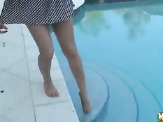 Блондинка и брюнетка занимались лесбийским сексом в позиции 69