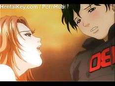 Официантка пролила кофе парню на джинсы и за это сделала минет