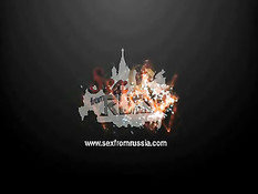 Русская девчонка попросила молодого человека об анальном сексе