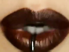 Горячая домохозяйка с большими сиськами Lisa Ann оседлала парня