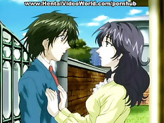 Девушка поймала парня и вытащив из брюк член сделала ему минет