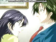 Девушка поймала парня и вытащив из брюк член сделала ему минет