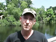 Уложил любимого на стол и после минета нежно вылизал ему очко