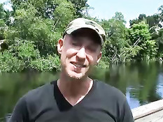 Уложил любимого на стол и после минета нежно вылизал ему очко