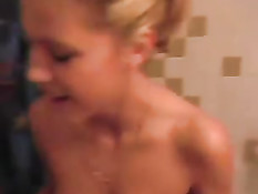 Сучки почувствовали на себе, что значит настоящее семяизвержение