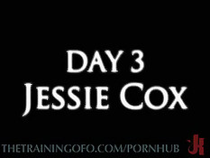 Связанных молодых рабынь ебут секс игрушками и живыми членами