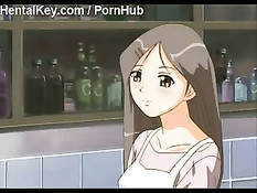 Брюнетка в маечке и трусиках мастурбировала на кровати в спальне