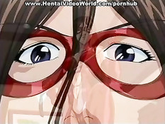 Хозяйка наказывает раба хлыстом за его сексуальные похождения