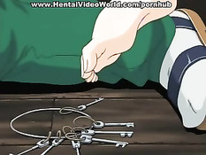 Аниме девушка взяла в рот огромный член и получила его в задницу