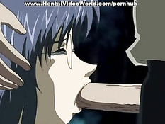 Догнали девку в лесу и поставив на колени заставили сделать минет