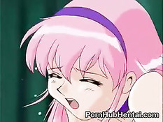 Малышка с розовыми волосами делает минет и залазит на член верхом