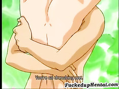 Молодой человек заставил голую аниме малышку отсосать ему член