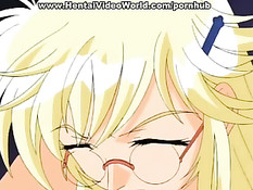 Две аниме лесбиянки вылизывают привязанной девушке киску и соски