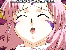 Чертовка засунула руку девушке в трусики и довела её до оргазма